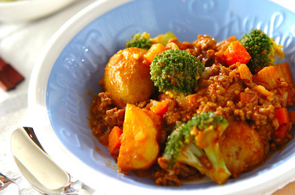 新ジャガのカレー煮