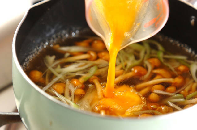 ナメコと卵のスープの作り方の手順5