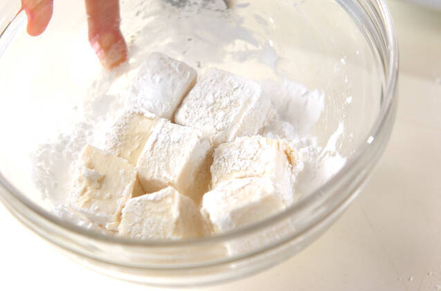 豆腐のレモンバター焼きの作り方の手順2