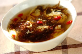 もずくと卵のスープ