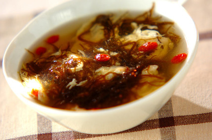 もずくと卵のスープ