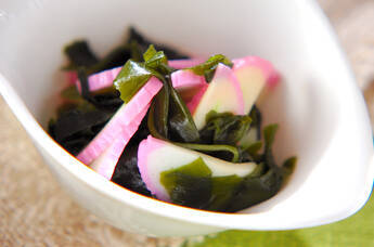 カマボコの甘酢和え