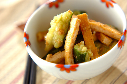 キュウリと油揚げのゴマ酢和え