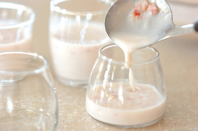 イチゴミルクプリンの作り方の手順5