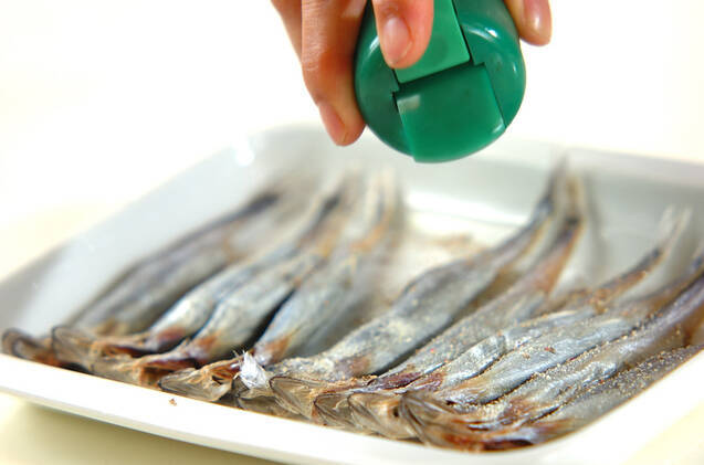 シシャモのガーリックソテーの作り方の手順1