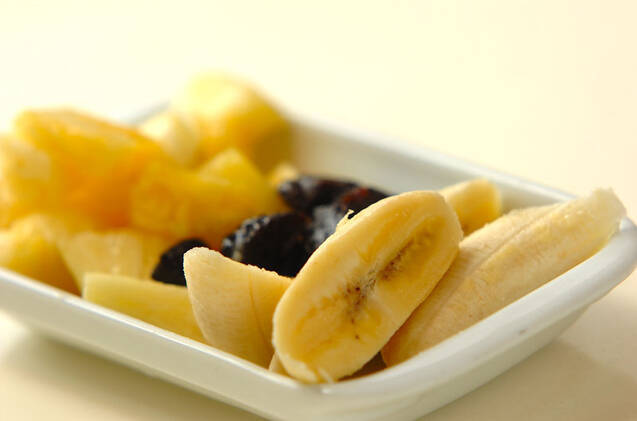 バナナパフェの作り方の手順1