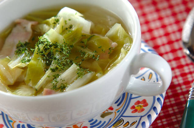 春キャベツのコンソメスープ