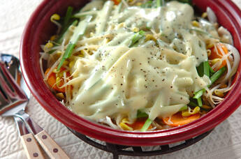 モヤシチーズ鍋