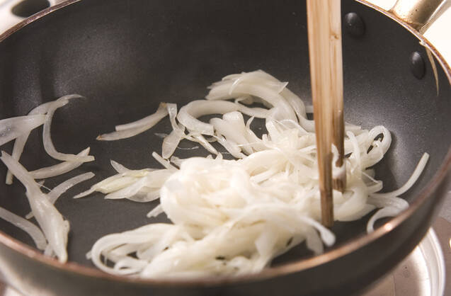 ツナ缶コロッケの作り方の手順1