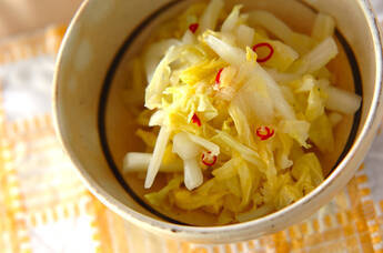 白菜のゴマ油風味和え