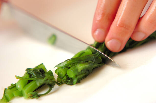 春菊とハムのマヨサラダの作り方の手順2