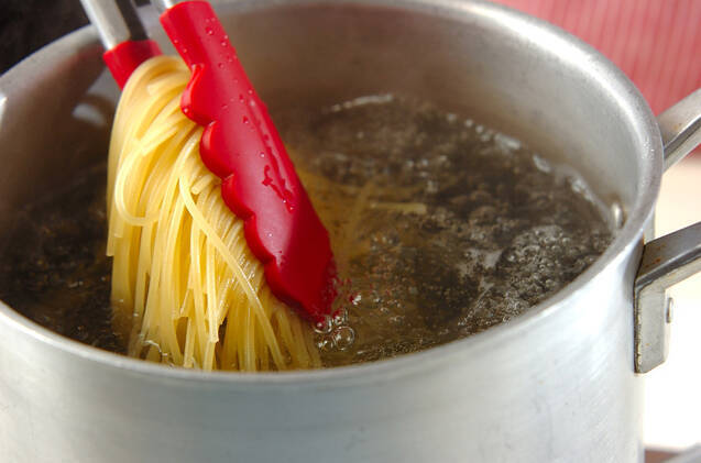 タラコレモンパスタの作り方の手順1