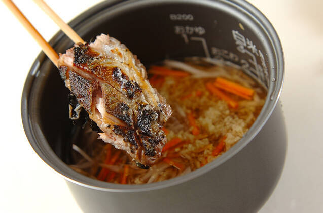 サンマの炊き込みご飯の作り方の手順4