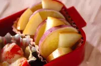 サツマイモのリンゴ煮