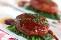 野菜たっぷりハンバーグ