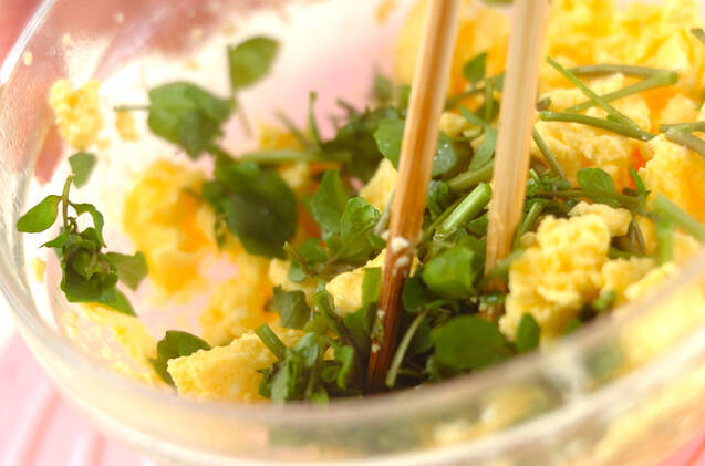 卵とクレソンのレンジ蒸しの作り方の手順4