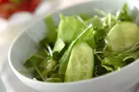 レタスを使い切ろう 簡単サラダ 5分で完成 ドレッシングも自家製 シャキッと食感