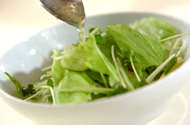 レタスを使い切ろう 簡単サラダ 5分で完成 ドレッシングも自家製 シャキッと食感の作り方の手順5
