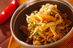 切干し大根とジャコの煮物