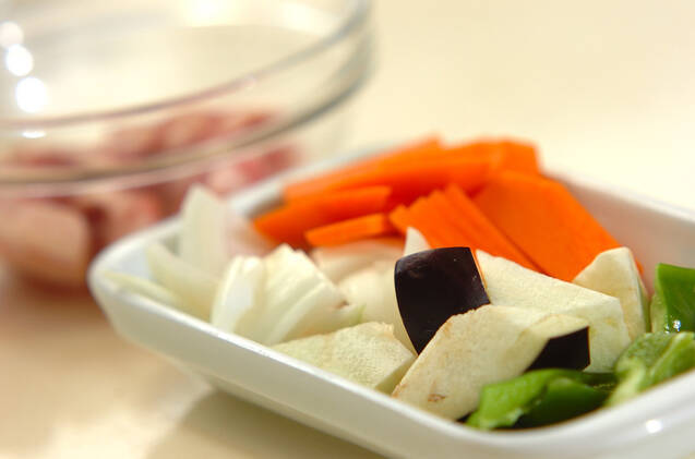 厚切りバラ肉のみそ炒めの作り方の手順1