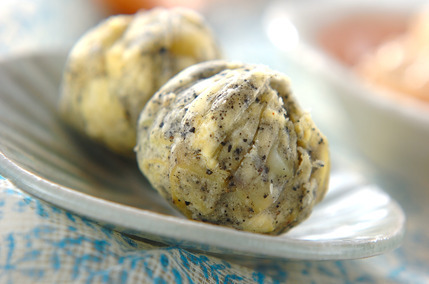 サツマイモ茶巾絞り