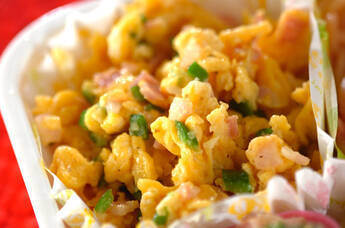 彩りスクランブルエッグ