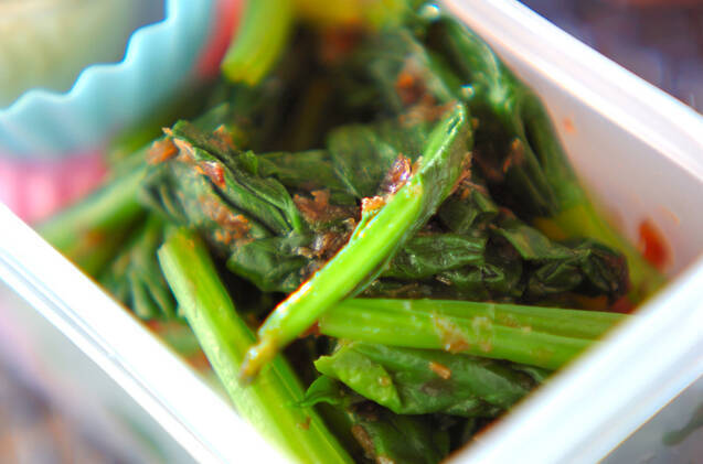 ホウレン草とかつお節の和え物