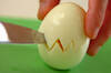 飾り切りゴマ塩ゆで卵の作り方の手順1