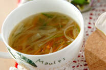 野菜のコンソメスープ