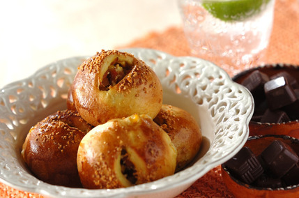 カレー風味のオニオンパン