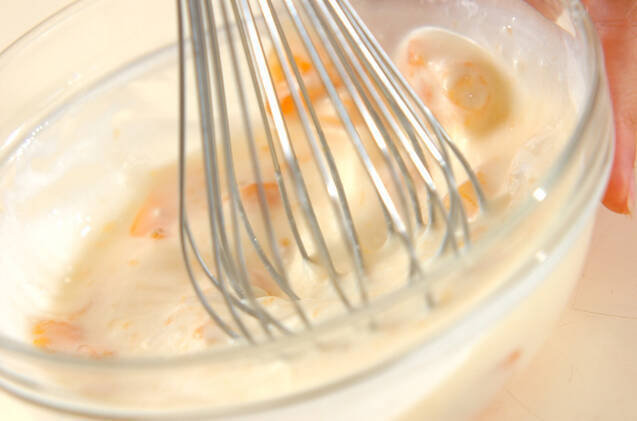 完熟柿ラッシーの作り方の手順2