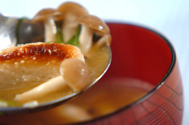 焼き生麩のみそ汁の作り方の手順4