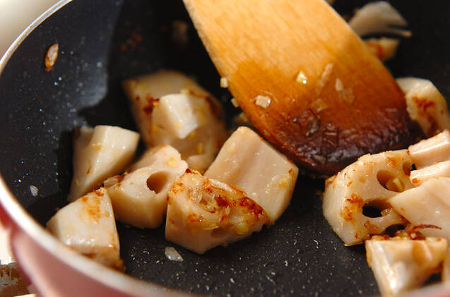 レンコンの中華炒めの作り方の手順3