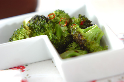 ブロッコリーのガーリックソテー