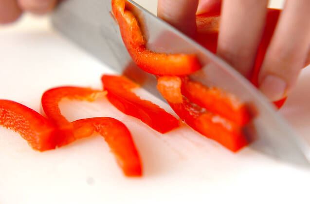 パプリカのペッパー炒めの作り方の手順1