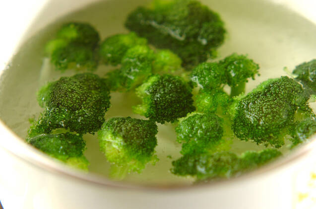 ブロッコリーのサッパリ和えの作り方の手順1