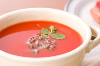簡単冷製トマトスープ