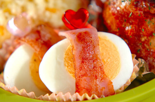 ゆで卵のベーコン巻き