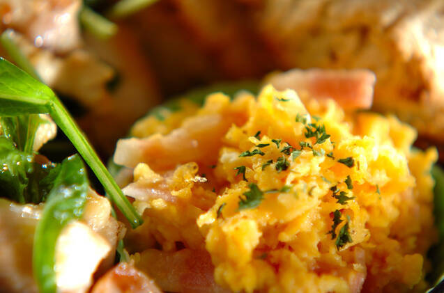 クリームコーンのスクランブルエッグ