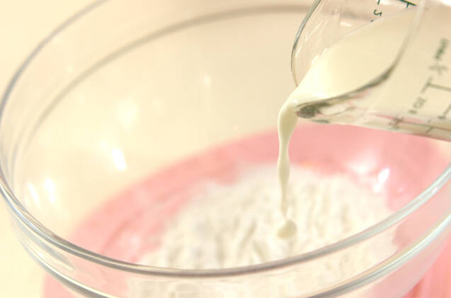 ココナッツ風味のパンナコッタ・パイン添えの作り方の手順4