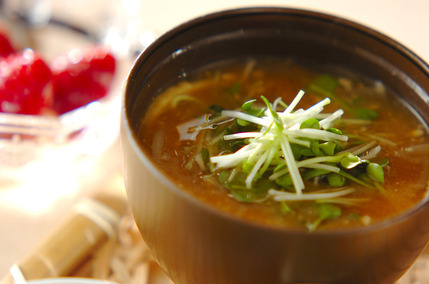 モヤシの田舎みそ汁