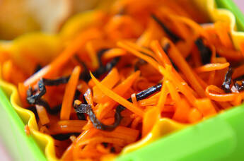 ニンジンの塩昆布和え