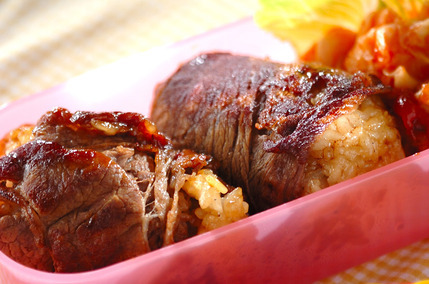 簡単濃厚！肉巻きおにぎり 甘辛ダレが美味しい 子供と作ってお弁当にも