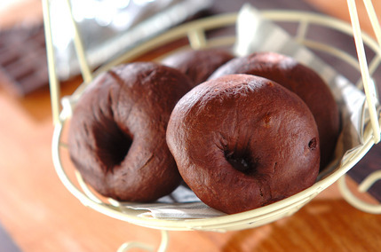 ダブルチョコアーモンドベーグル