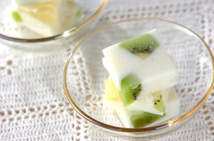 フルーツミルクカン