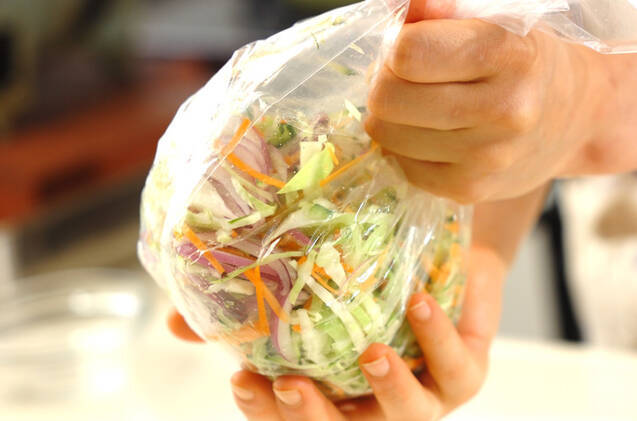 せん切り野菜のコールスローの作り方の手順5