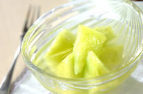 メロンのシロップ漬け