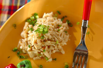 5分で簡単！エノキのさっぱり梅ナムル by 増田 知子さん