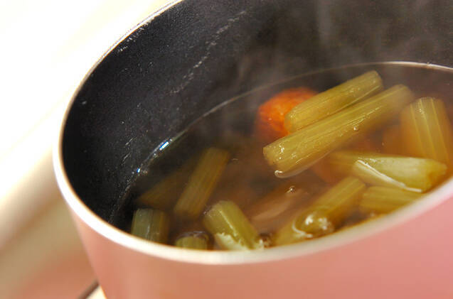 フキとゴボ天の煮物の作り方の手順5