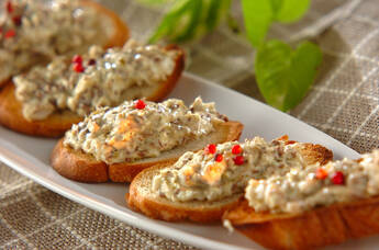 ブリのカナッペ